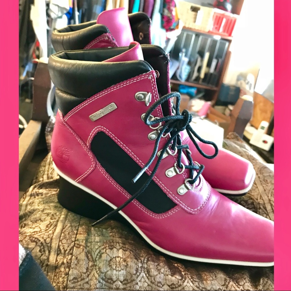Vintage Timberland Wedge Boots in Pink